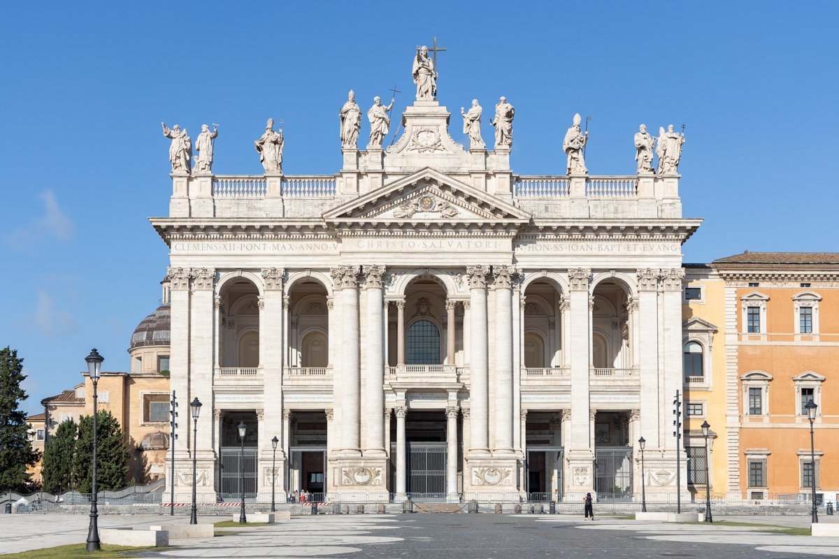 Façade