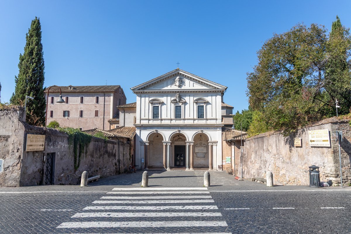 Façade des catacombes San Sebastiano