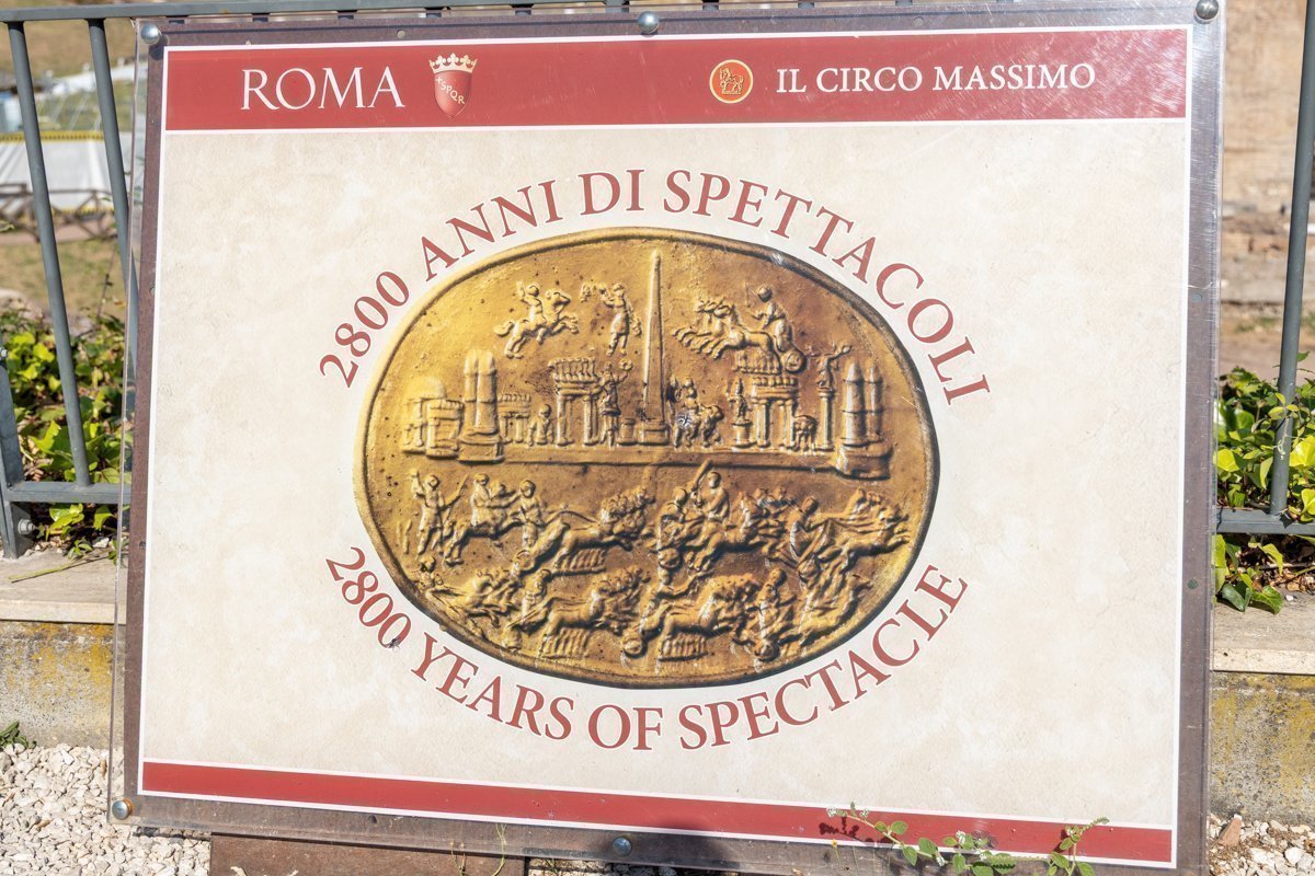 Affiche sur l'ancienneté du monument