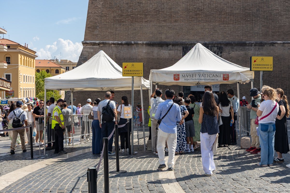 Files de vérification des billets