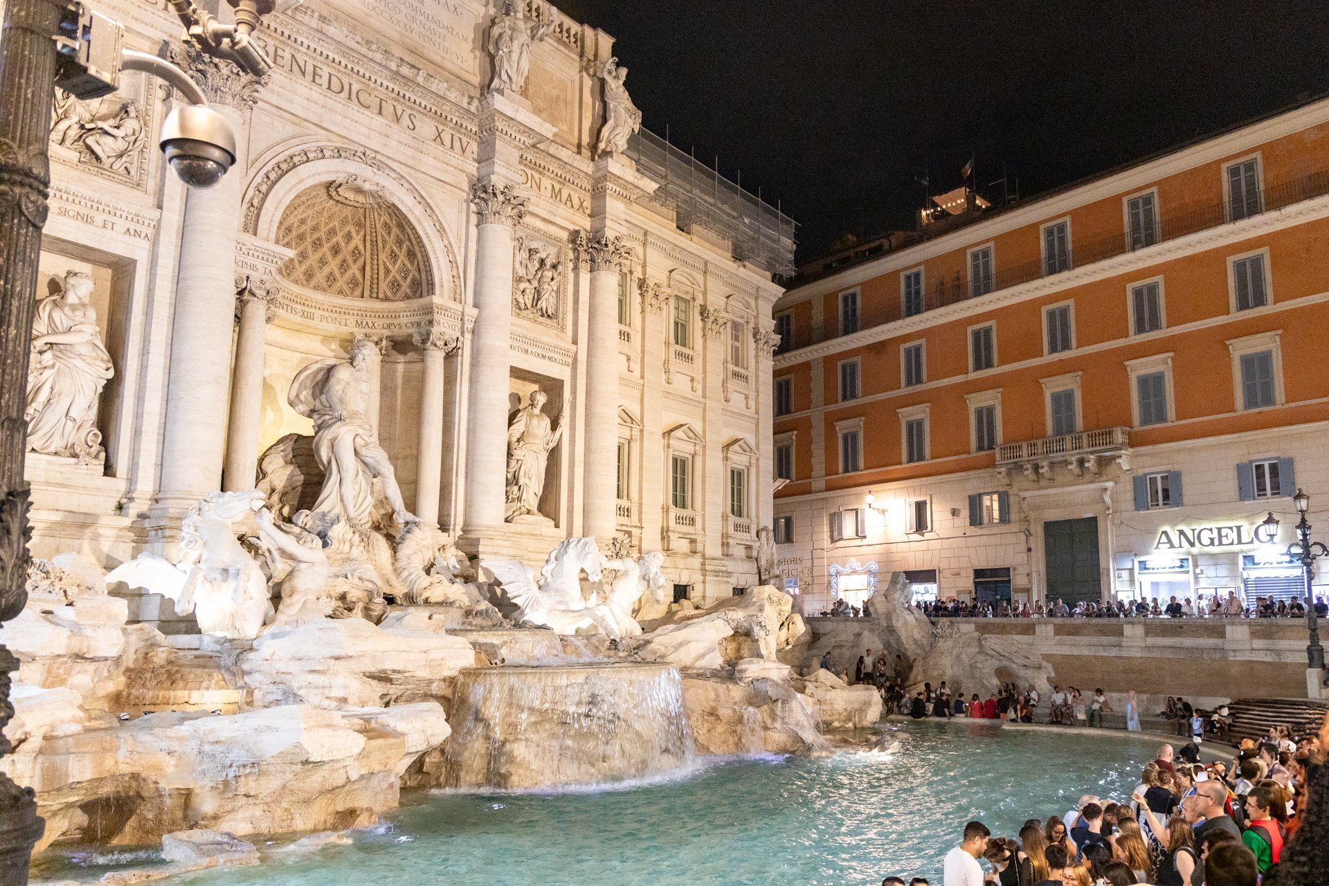 Fontaine de nuit