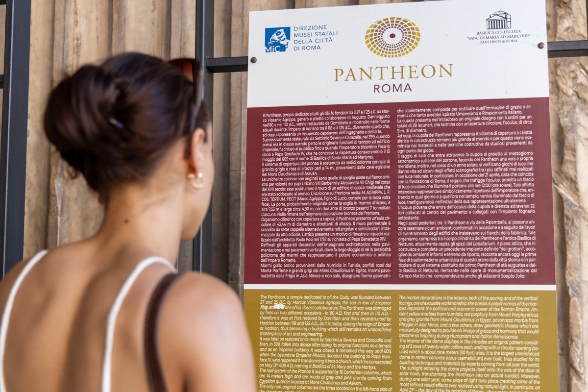 Panneau d'information