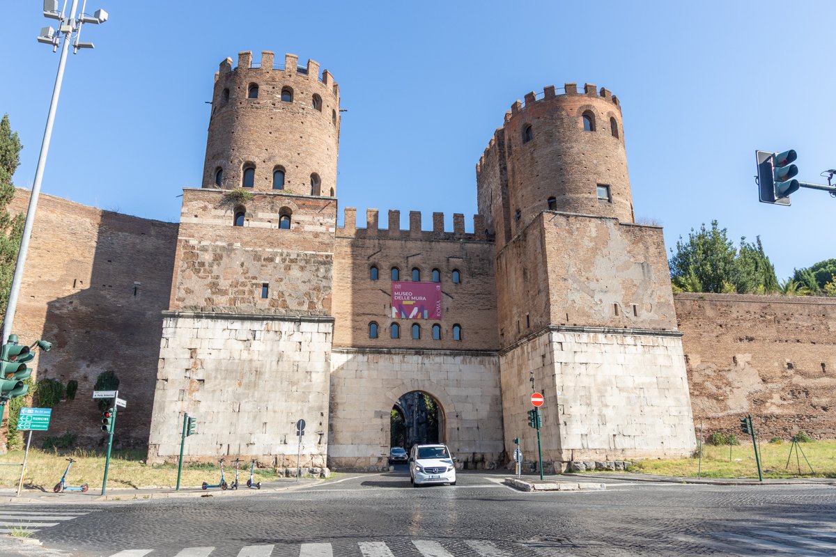 Porta San Sebastiano