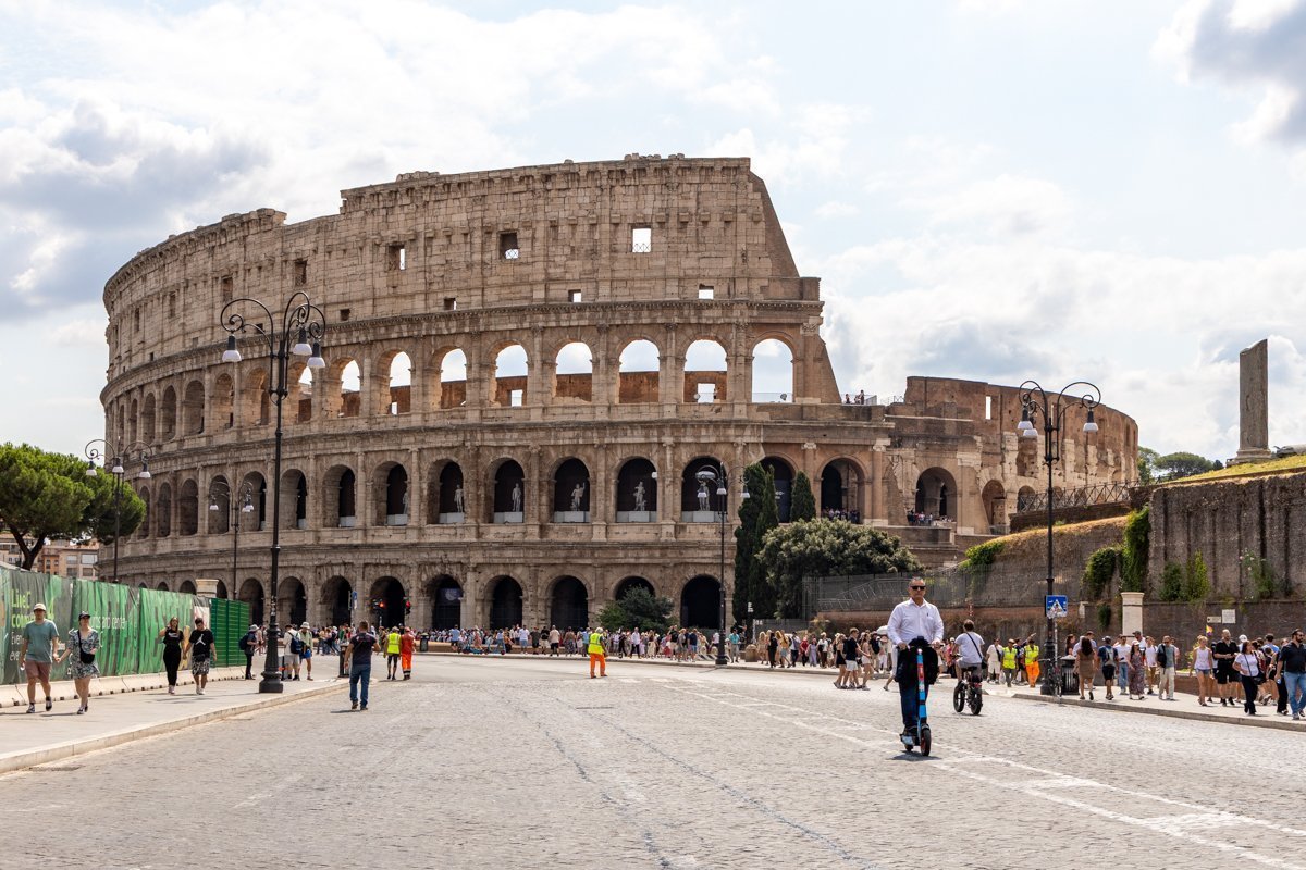 Vue éloignée sur le Colisée