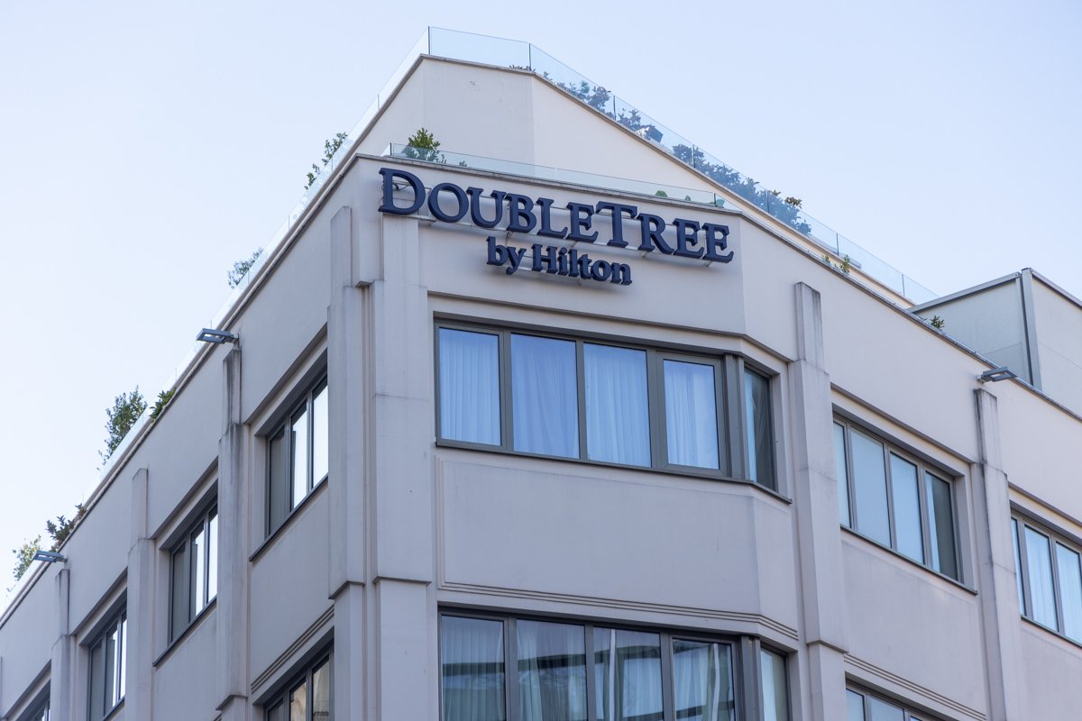 Façade de l'hôtel Double Tree By Hilton