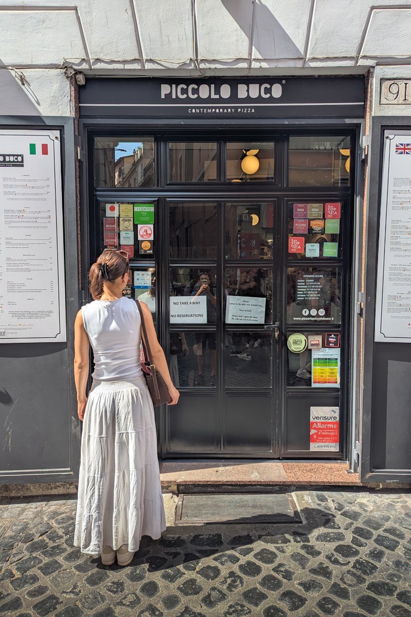 Façade de la pizzeria Piccolo Buco