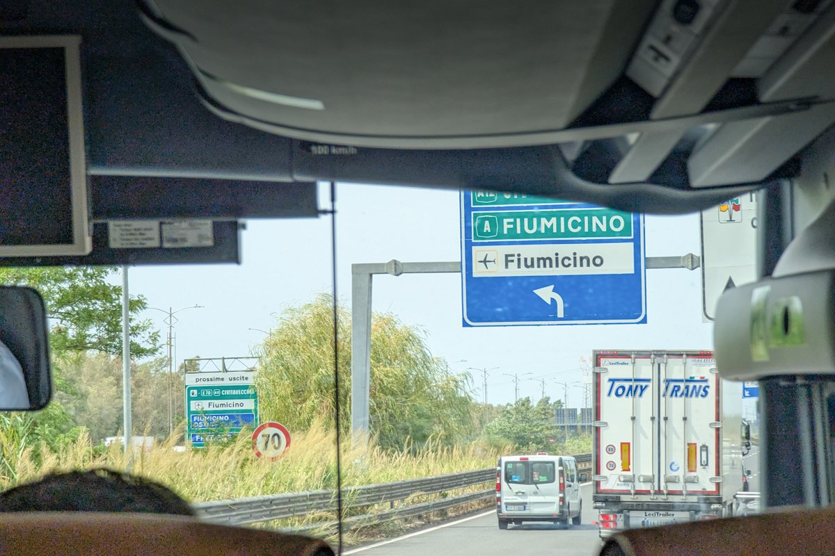 Panneau Fiumicino depuis la navette