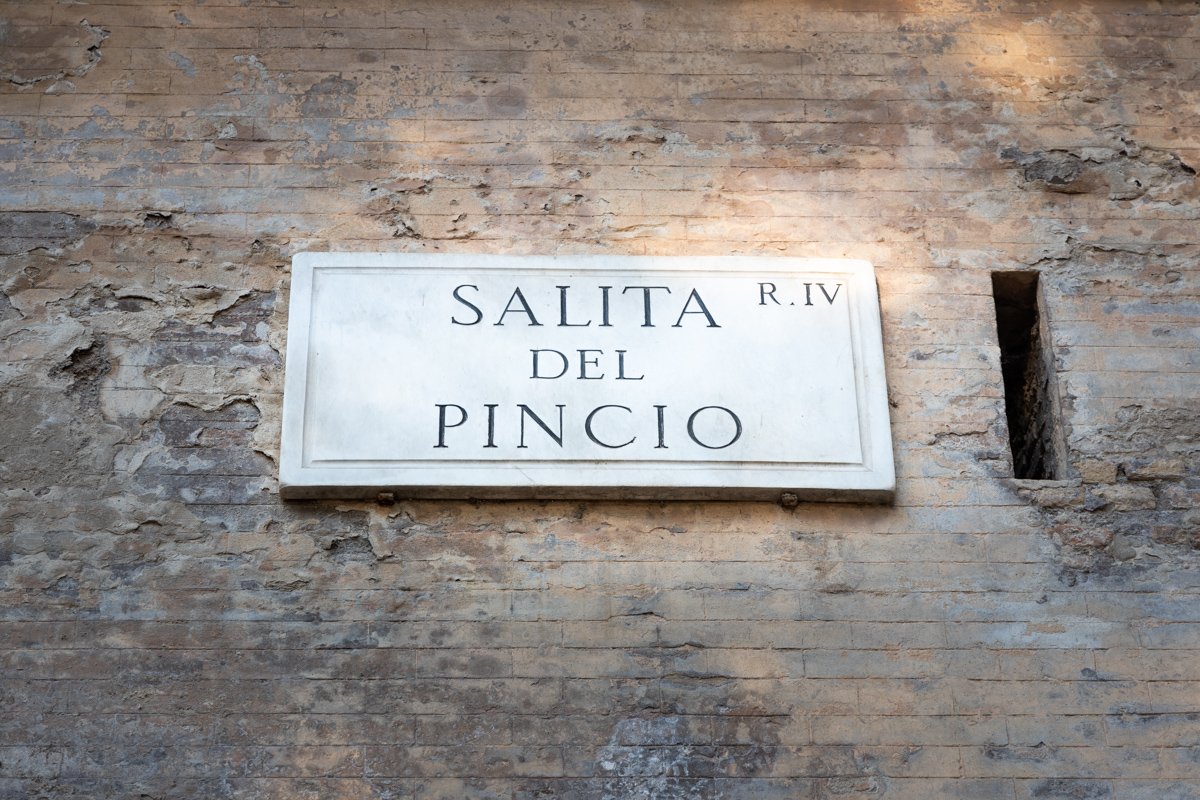 Plaque Salita del Pincio