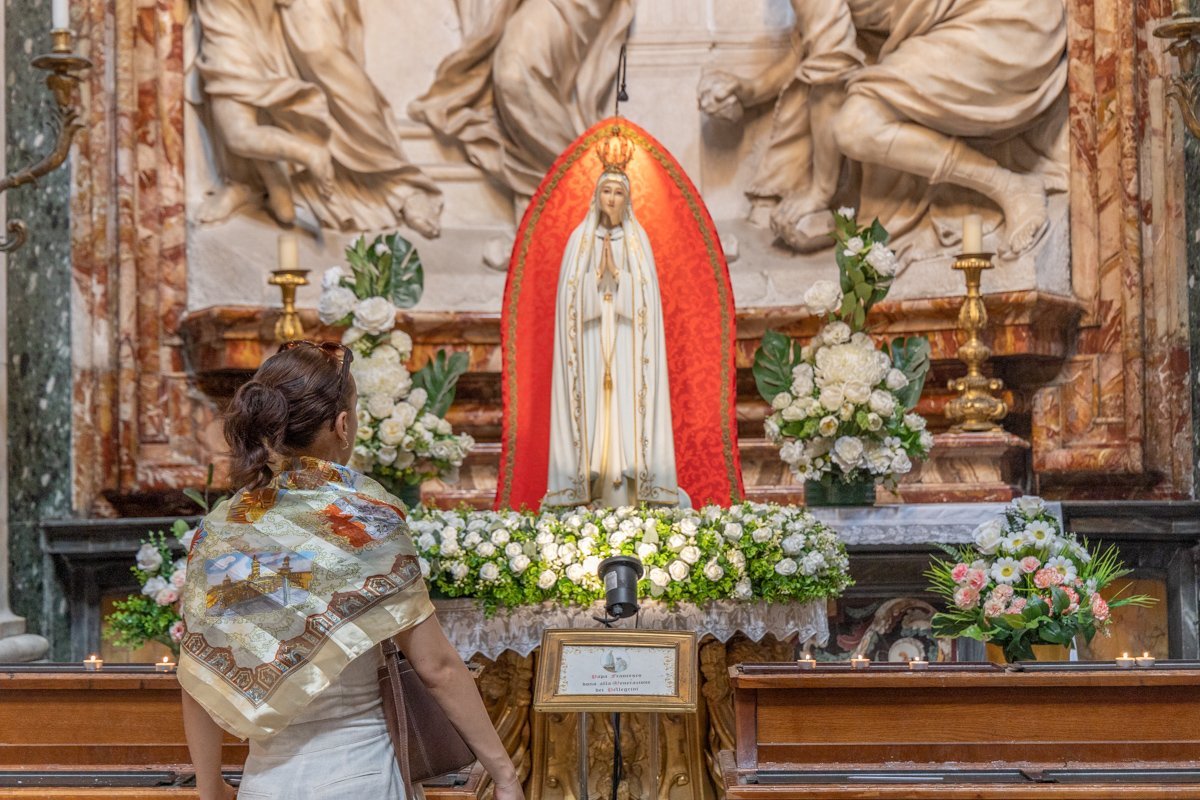 Statue de la Vierge