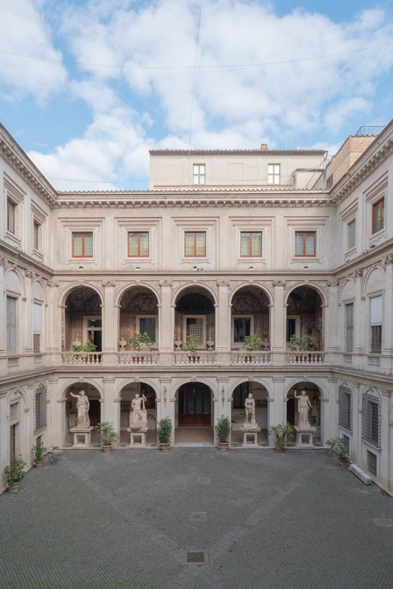 cour patio palazzo altemps 