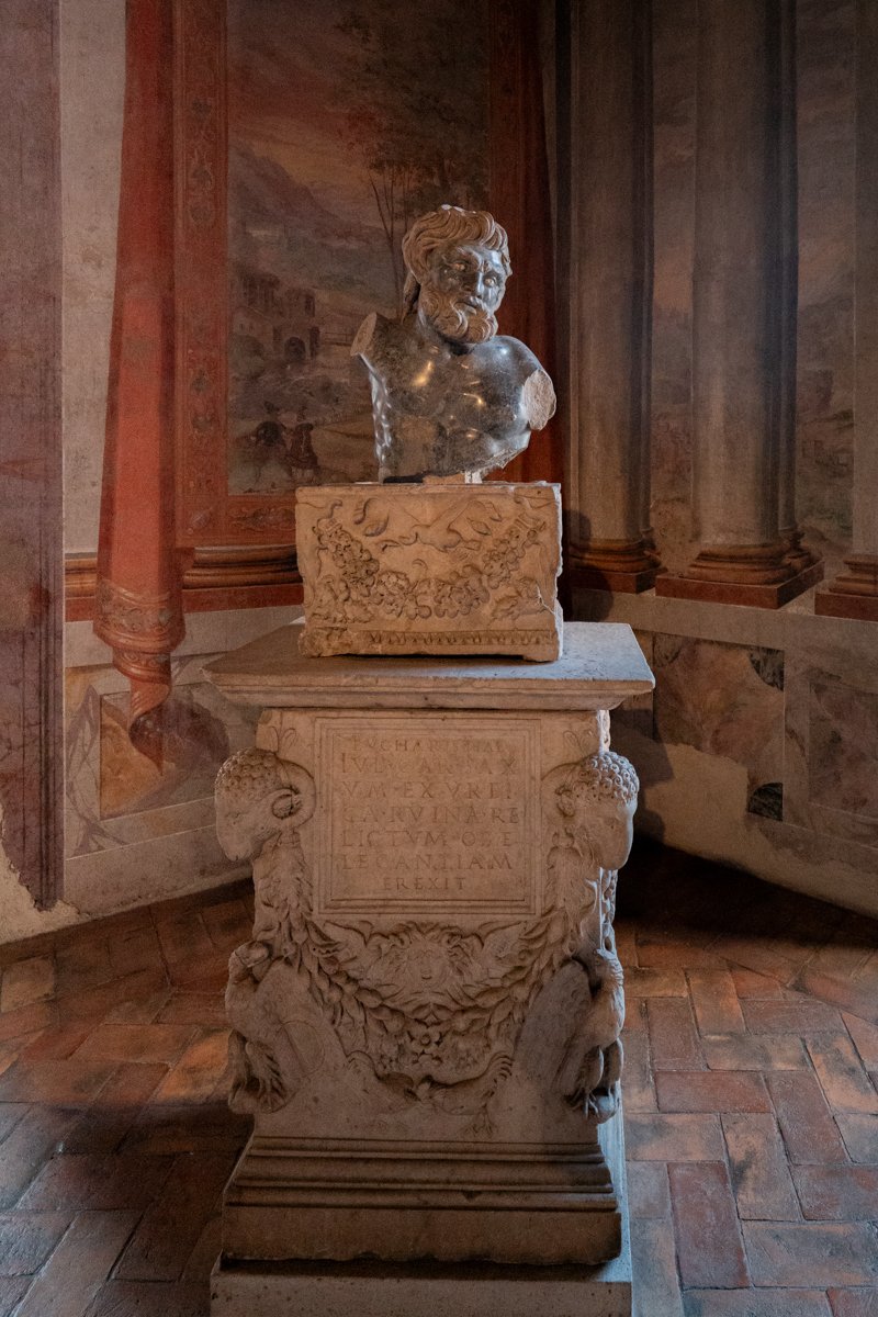 statue buste altemps