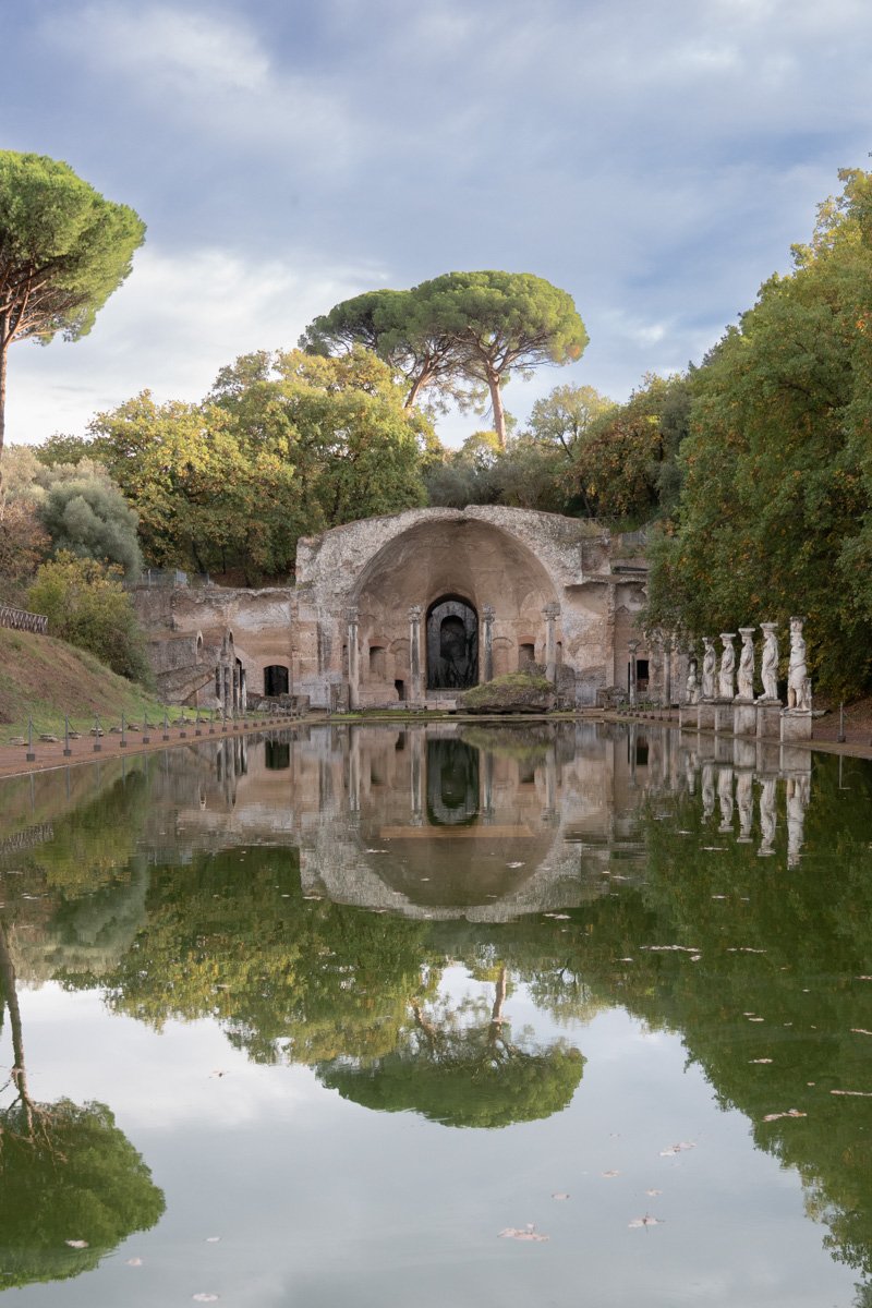 Le Canopus et le Sérapéum gros plan