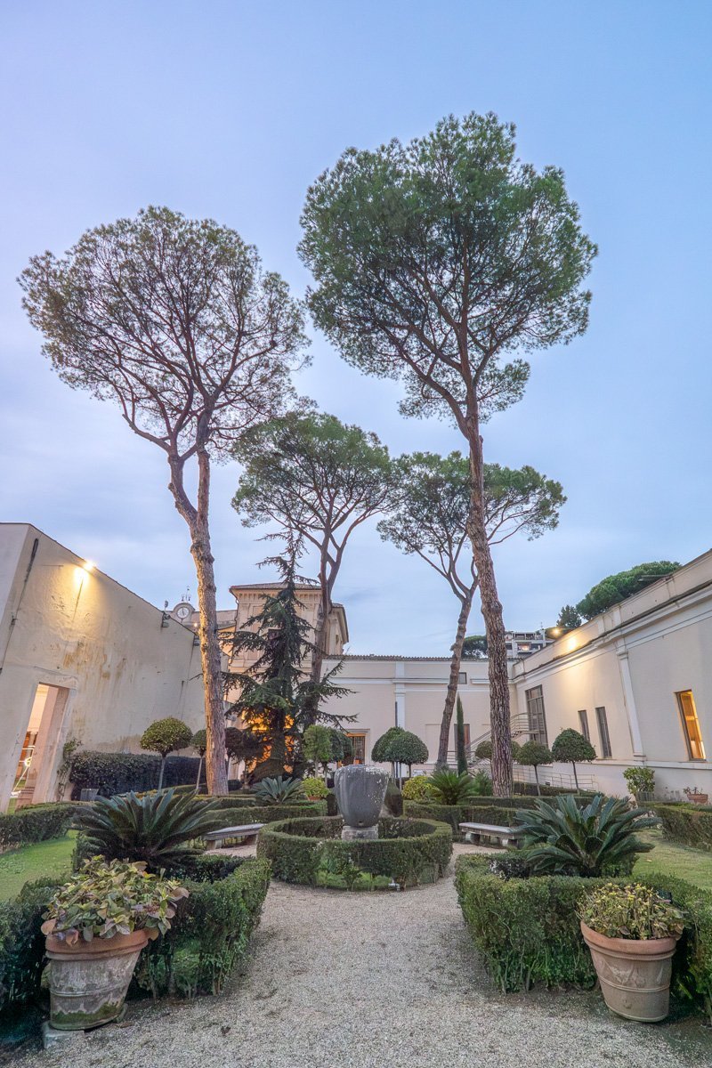 chemin dans le jardin