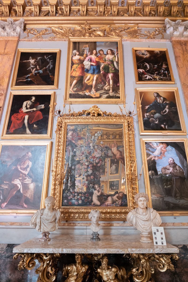 peintures salle principale