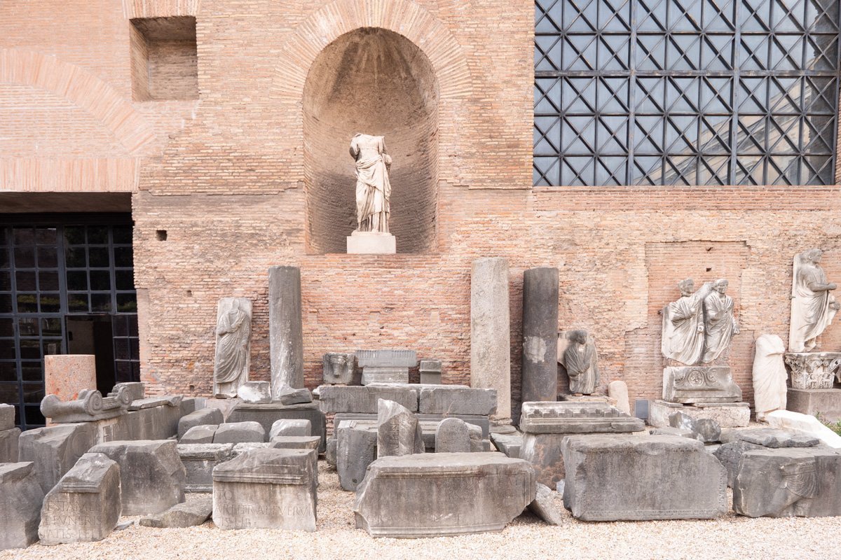 ruines à l'extérieur des thermes