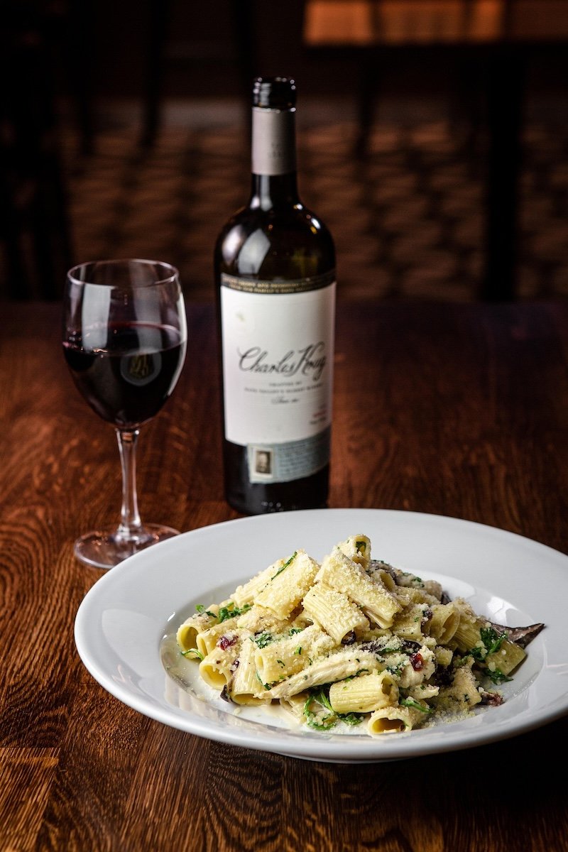 vin pâtes restaurant