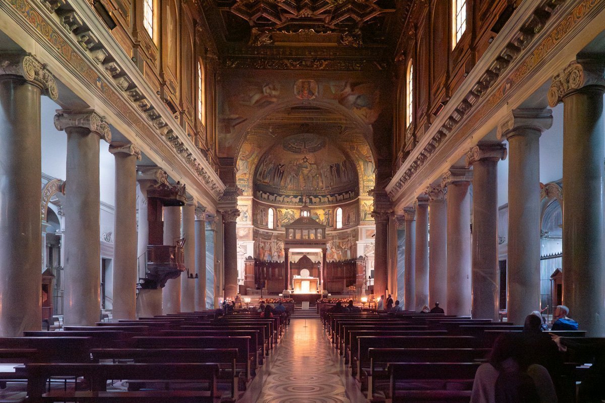 intérieur église santa maria