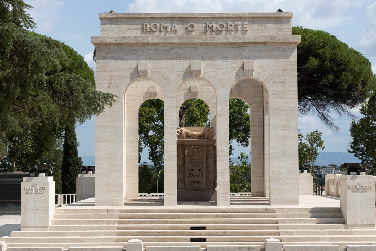 monument hommage