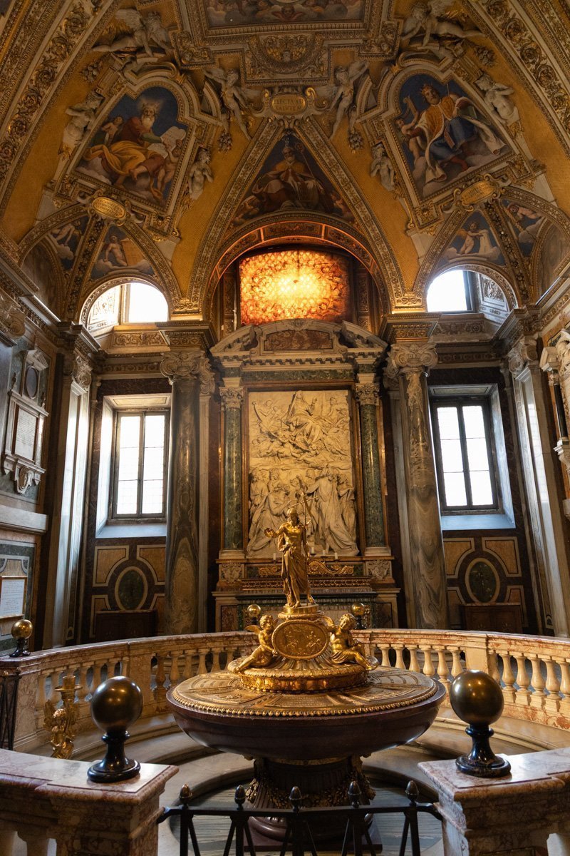 petite chapelle statue