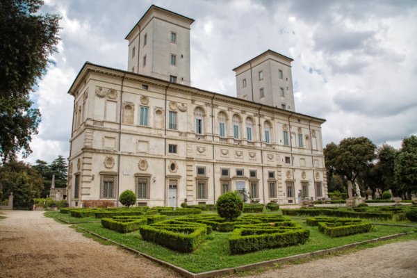 Arrière du bâtiment de la galerie Borghese à Rome