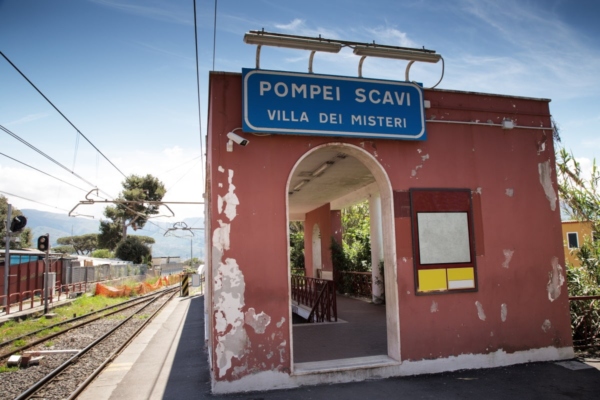 Gare de Pompei Scavi